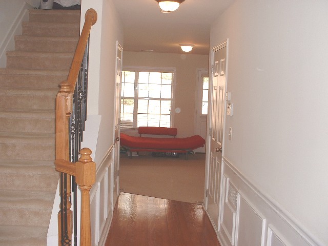 Foyer-Townhomes